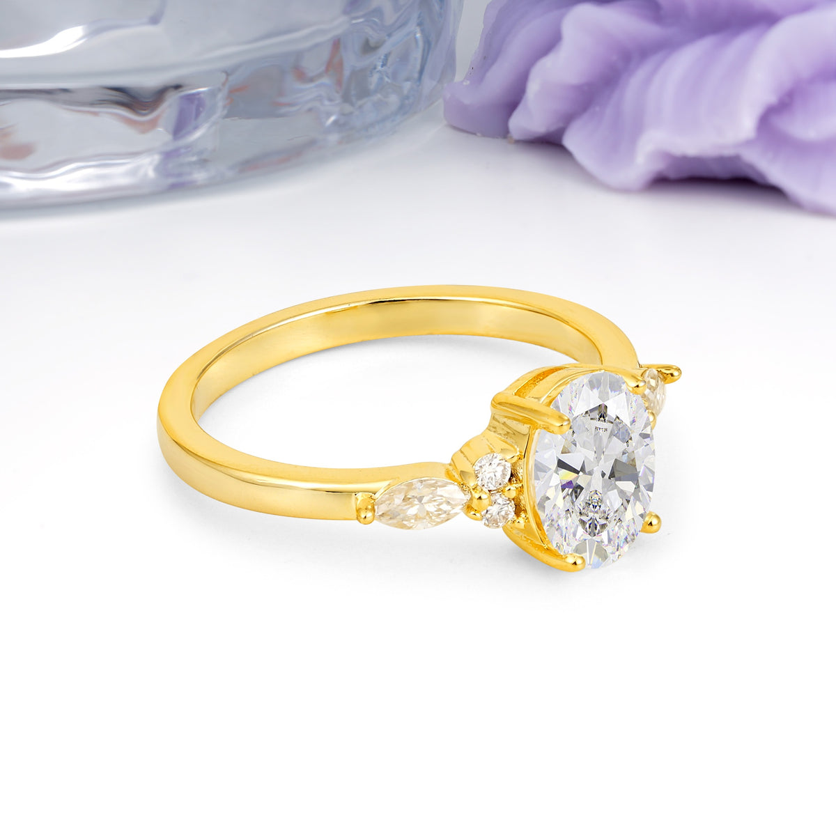 Classic and Luxurious 4-Prong Oval Cut Moissanite Engagement Ring - Additional view