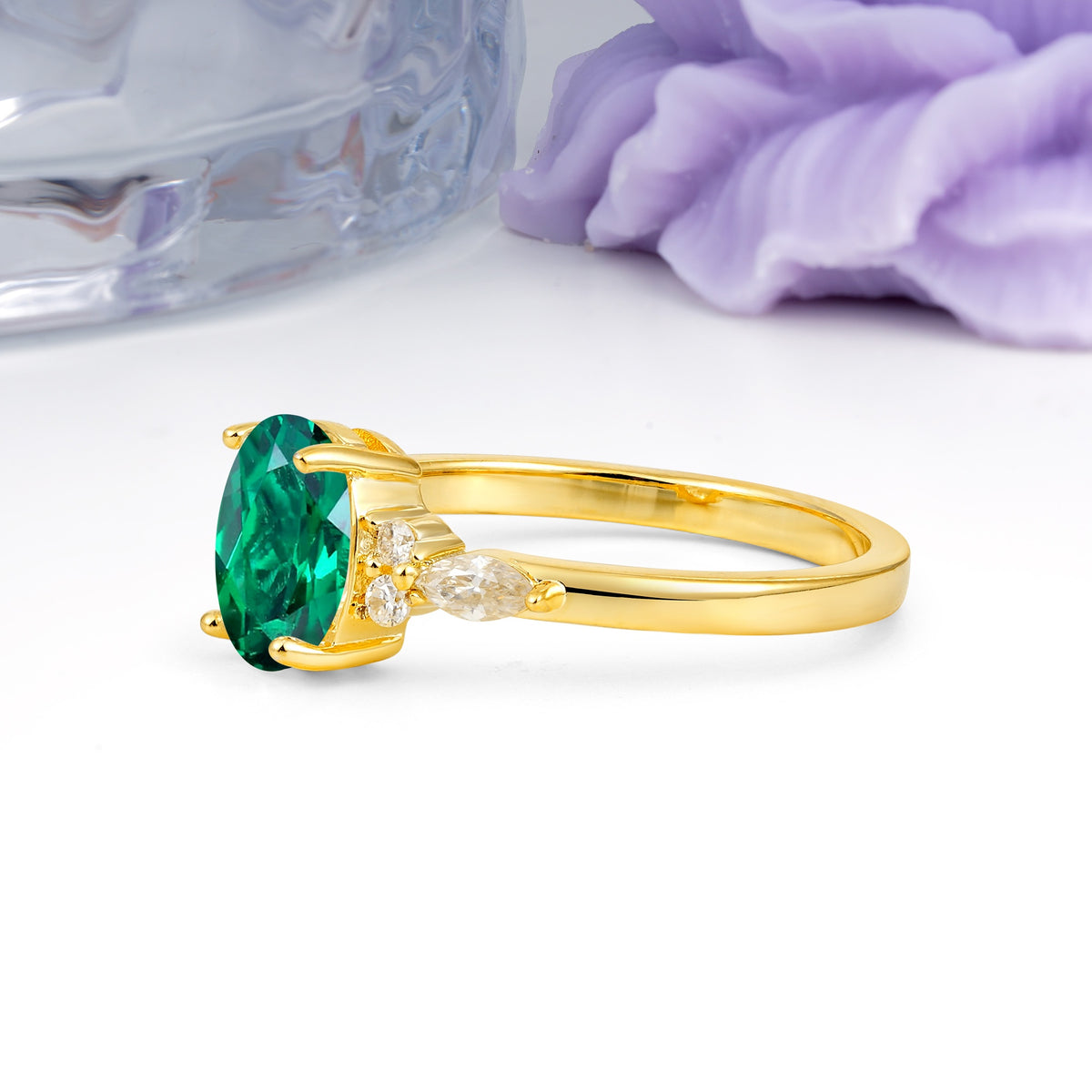 Classic and Luxurious 4-Prong Oval Cut Emerald Engagement Ring - Additional view