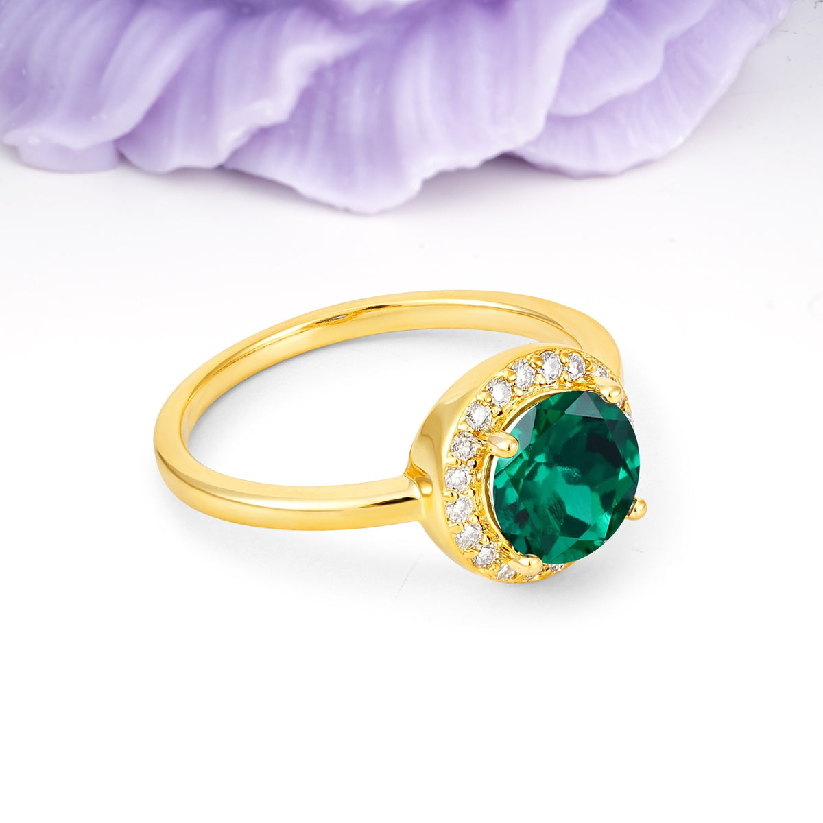 Luxurious 4-Prong Round Cut Emerald Engagement Ring - Additional view