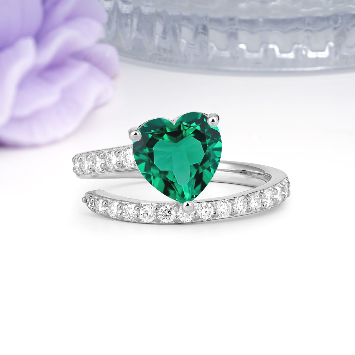 Unique Intertwined 3-Prong Heart-Cut Emerald Engagement Ring - Additional view