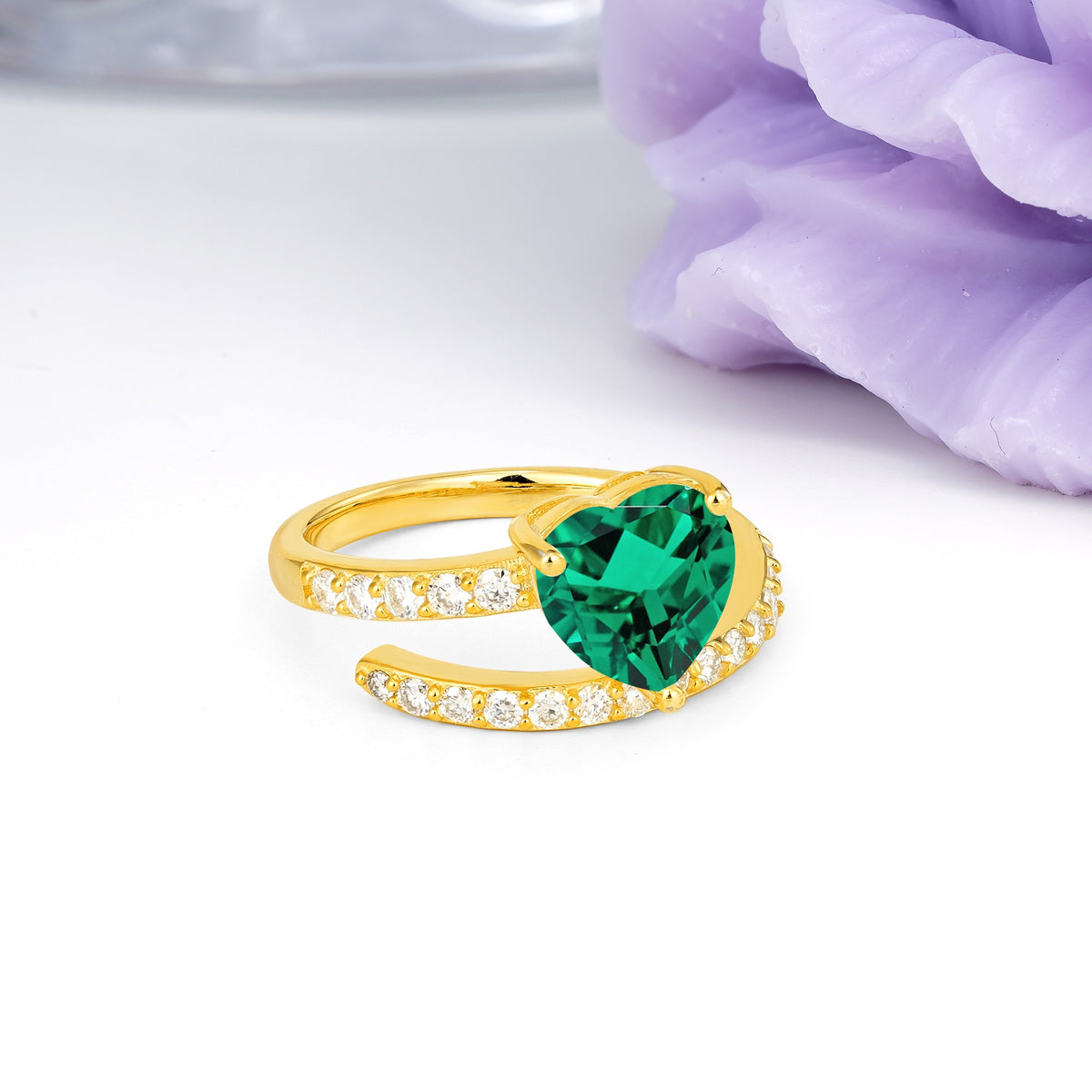 Unique Intertwined 3-Prong Heart-Cut Emerald Engagement Ring - Additional view