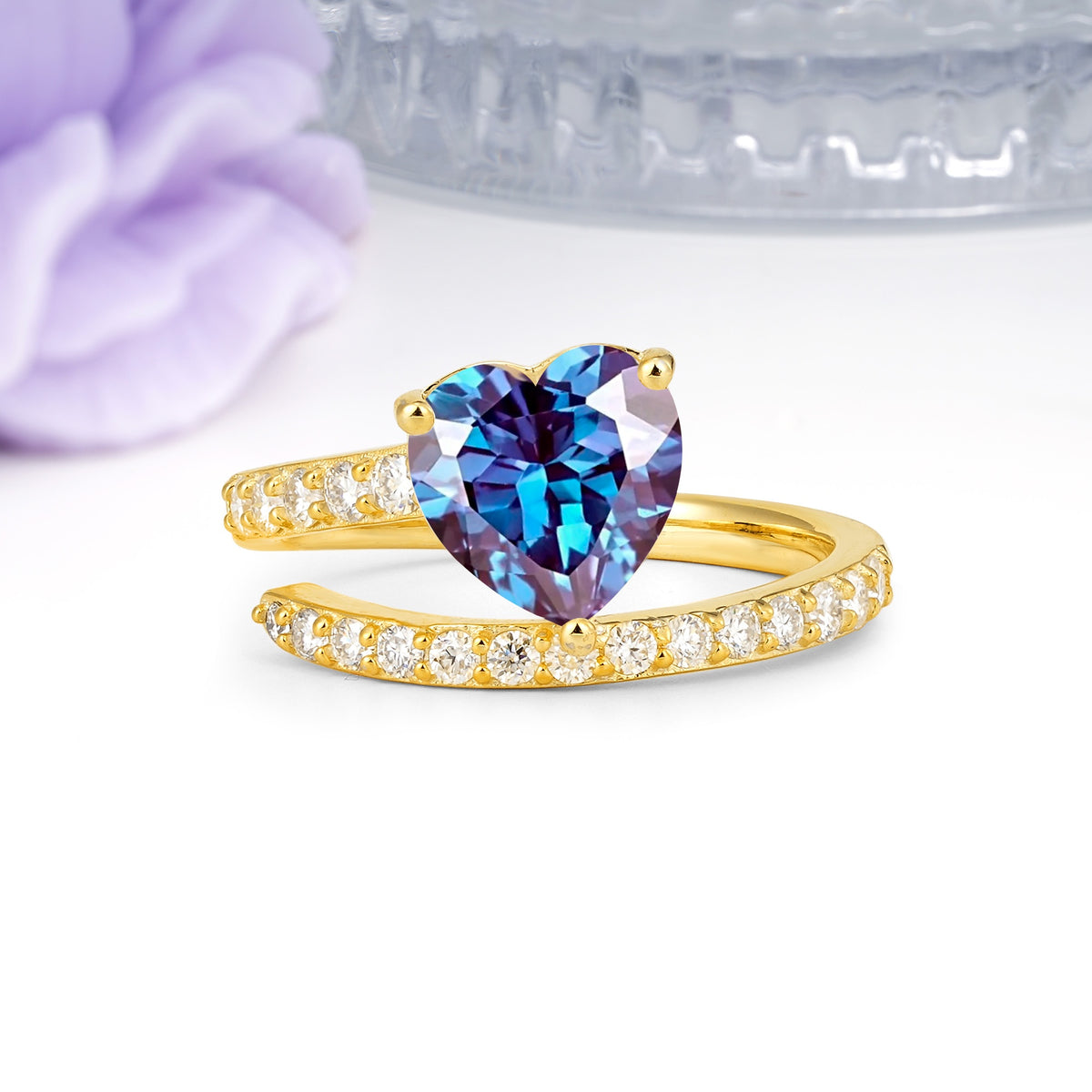 Unique Intertwined 3-Prong Heart-Cut Alexandrite Engagement Ring - Additional view