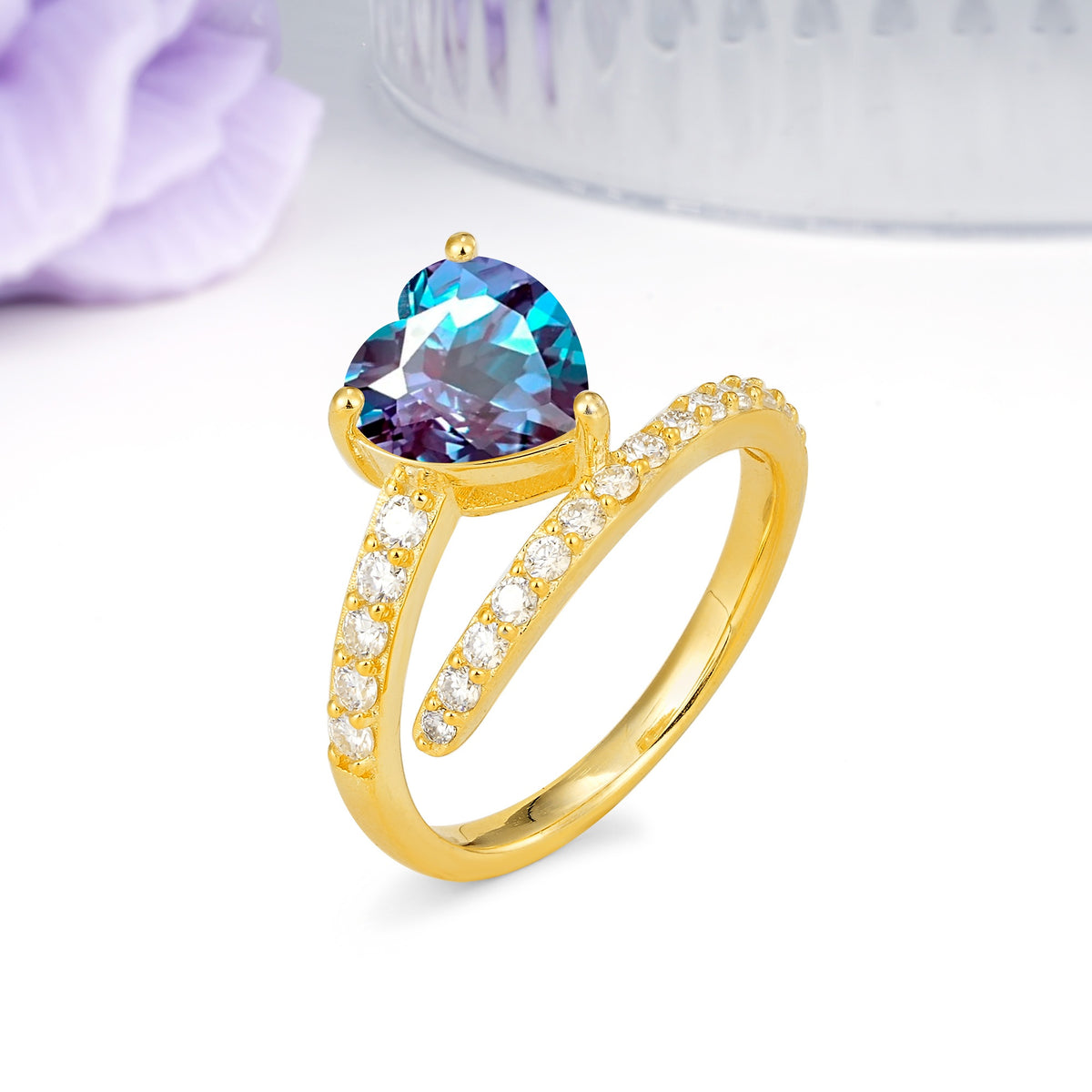 Unique Intertwined 3-Prong Heart-Cut Alexandrite Engagement Ring - Additional view