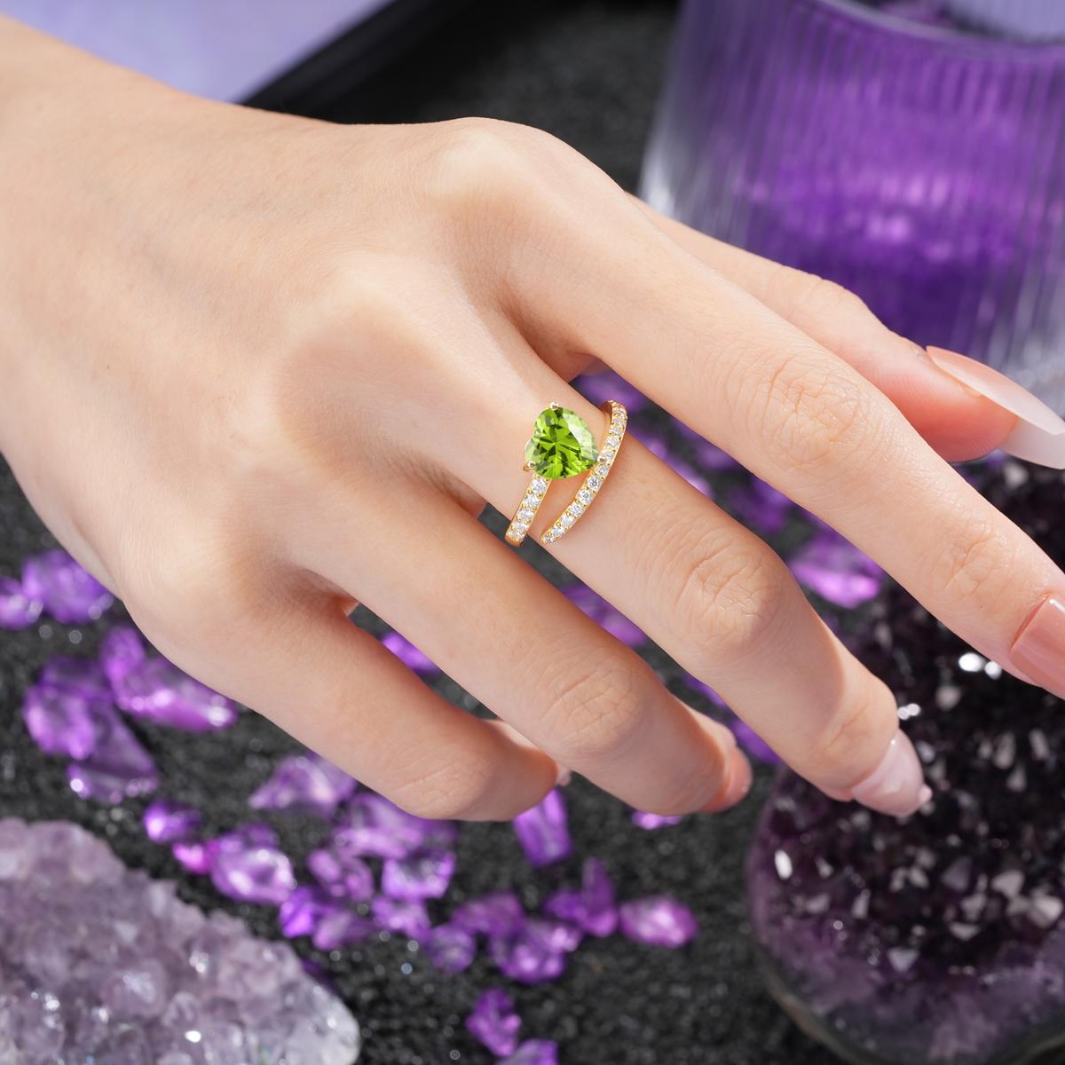 Unique Intertwined 3-Prong Heart-Cut Peridot Engagement Ring