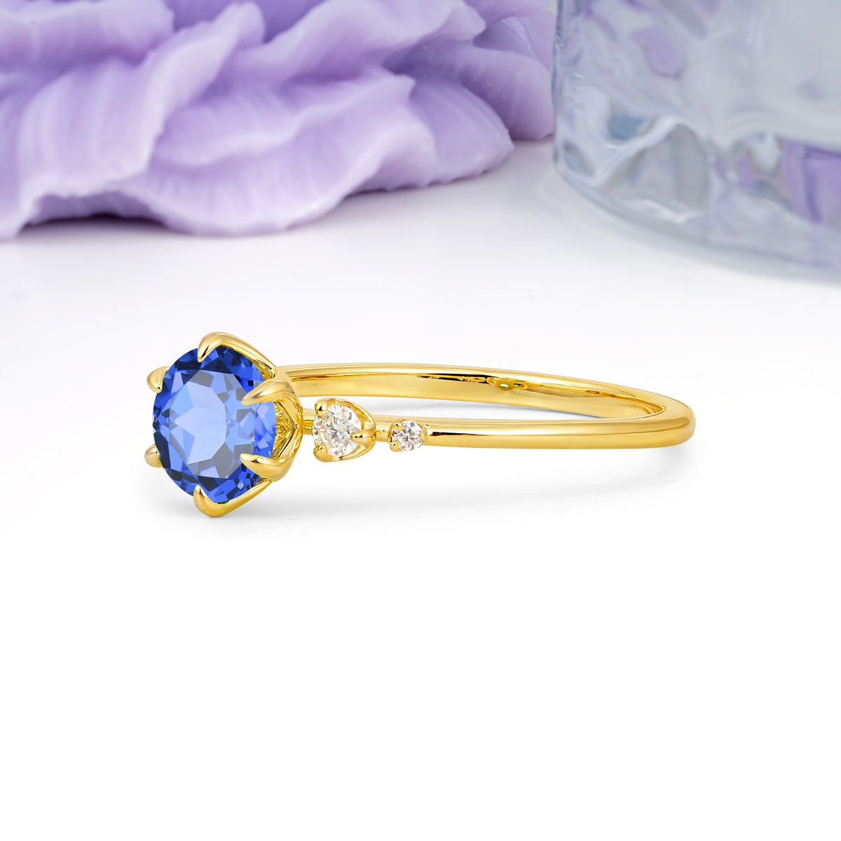 Unique and Minimalist 6-Prong Round Cut Sapphire Engagement Ring - Additional view