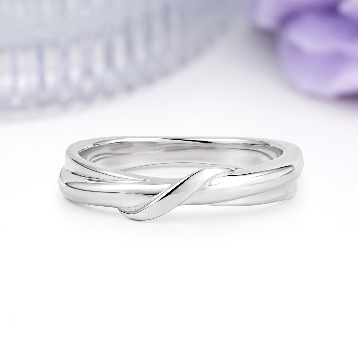 Polished Intertwined Knot Plain Comfort?Fit Wedding Ring - Additional view