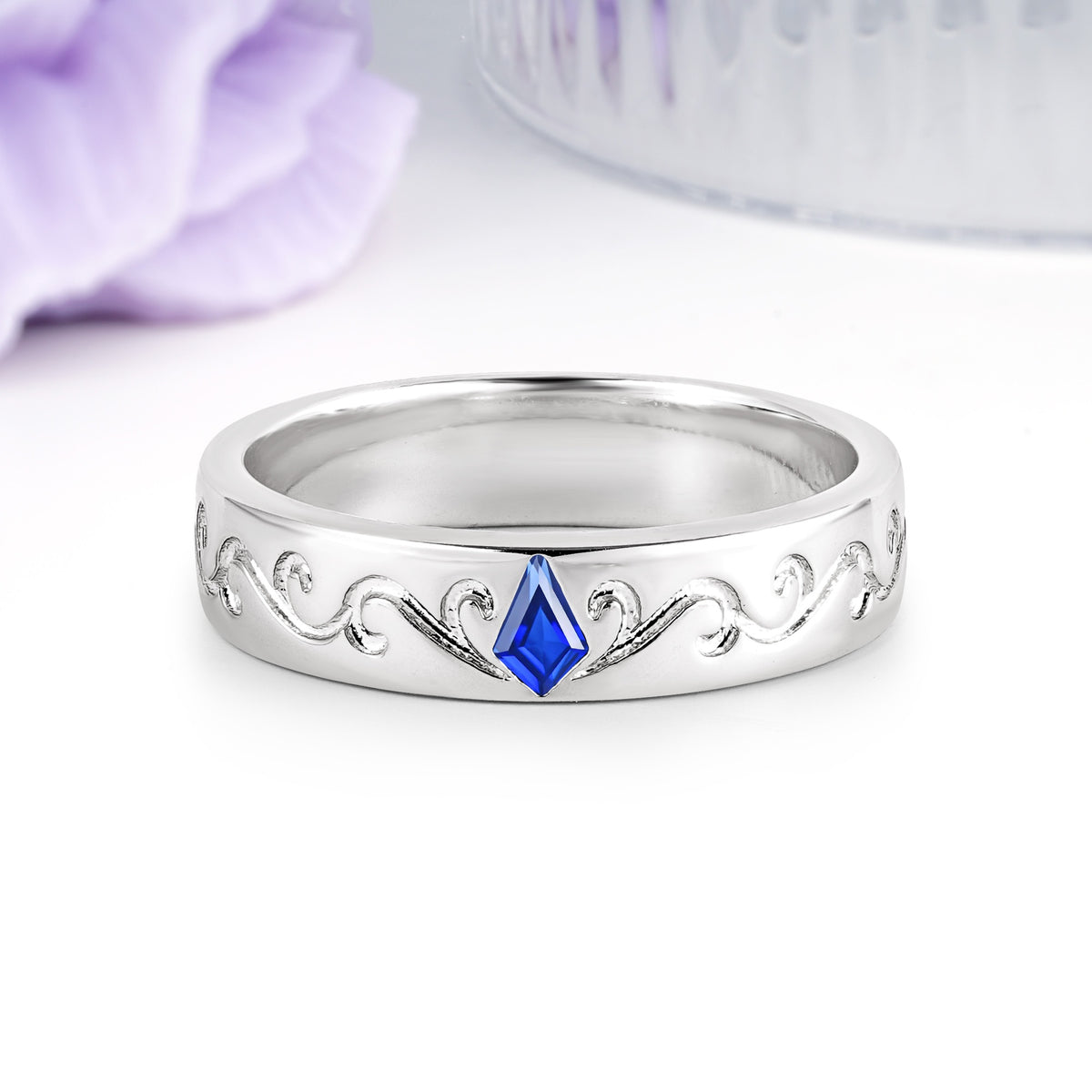 Whimsical Vintage Filigree Scroll Kite Cut Sapphire Wedding Ring - Additional view