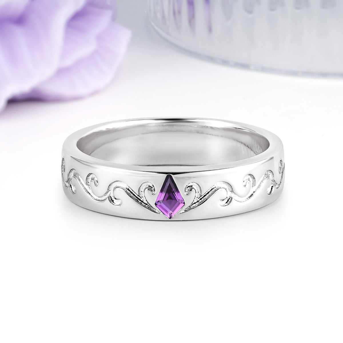 Whimsical Vintage Filigree Scroll Kite Cut Amethyst Wedding Ring - Additional view