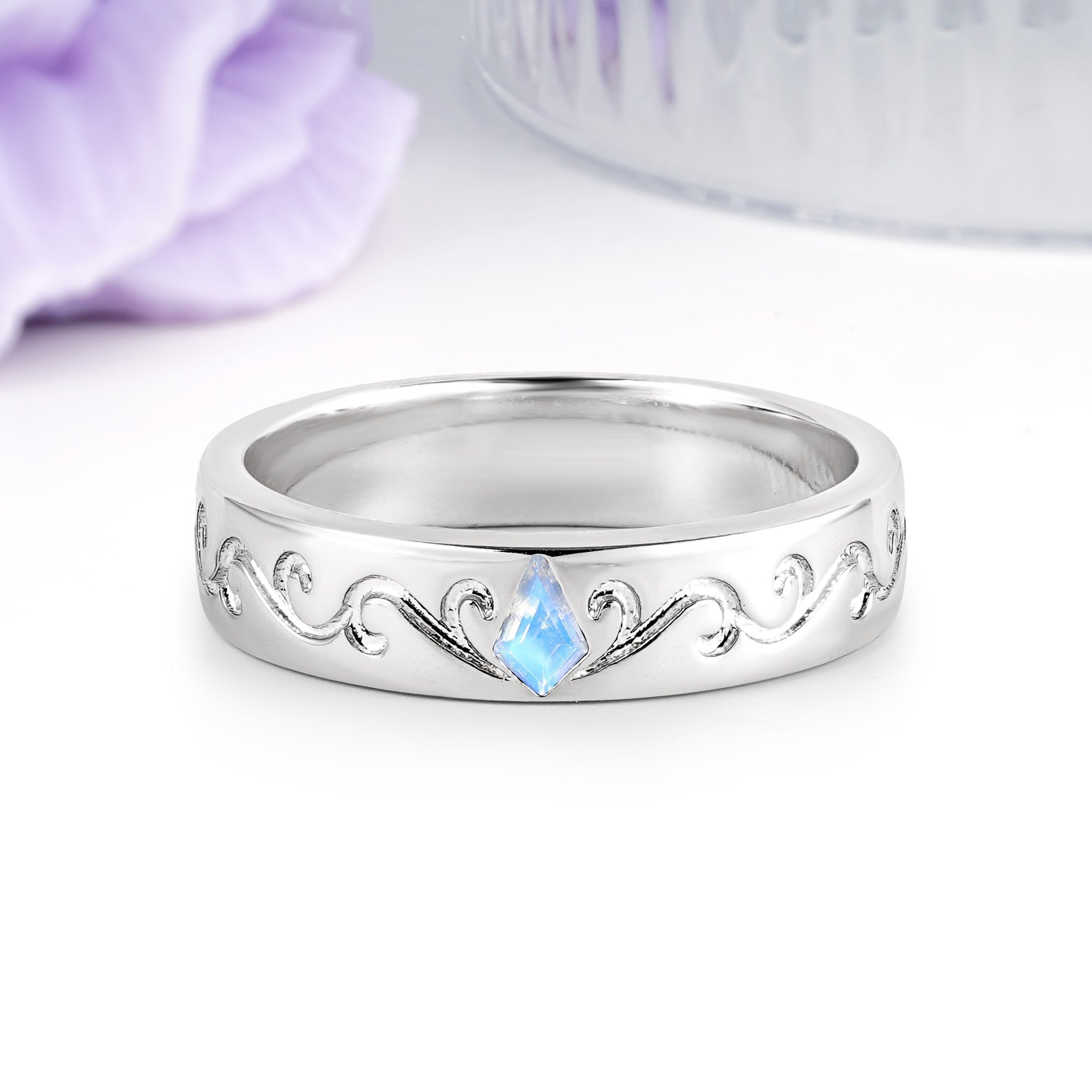 Whimsical Vintage Filigree Scroll Kite Cut Moonstone Wedding Ring - Additional view