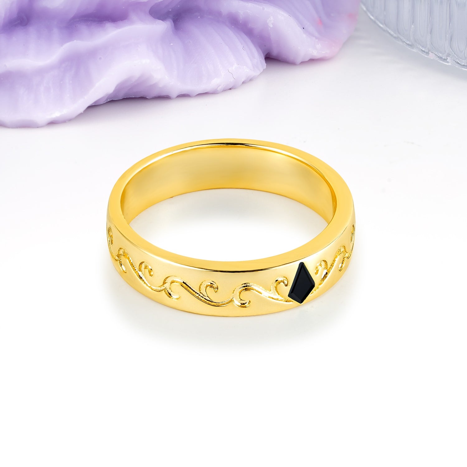 Whimsical Vintage Filigree Scroll Kite Cut Black Onyx Wedding Ring - Additional view