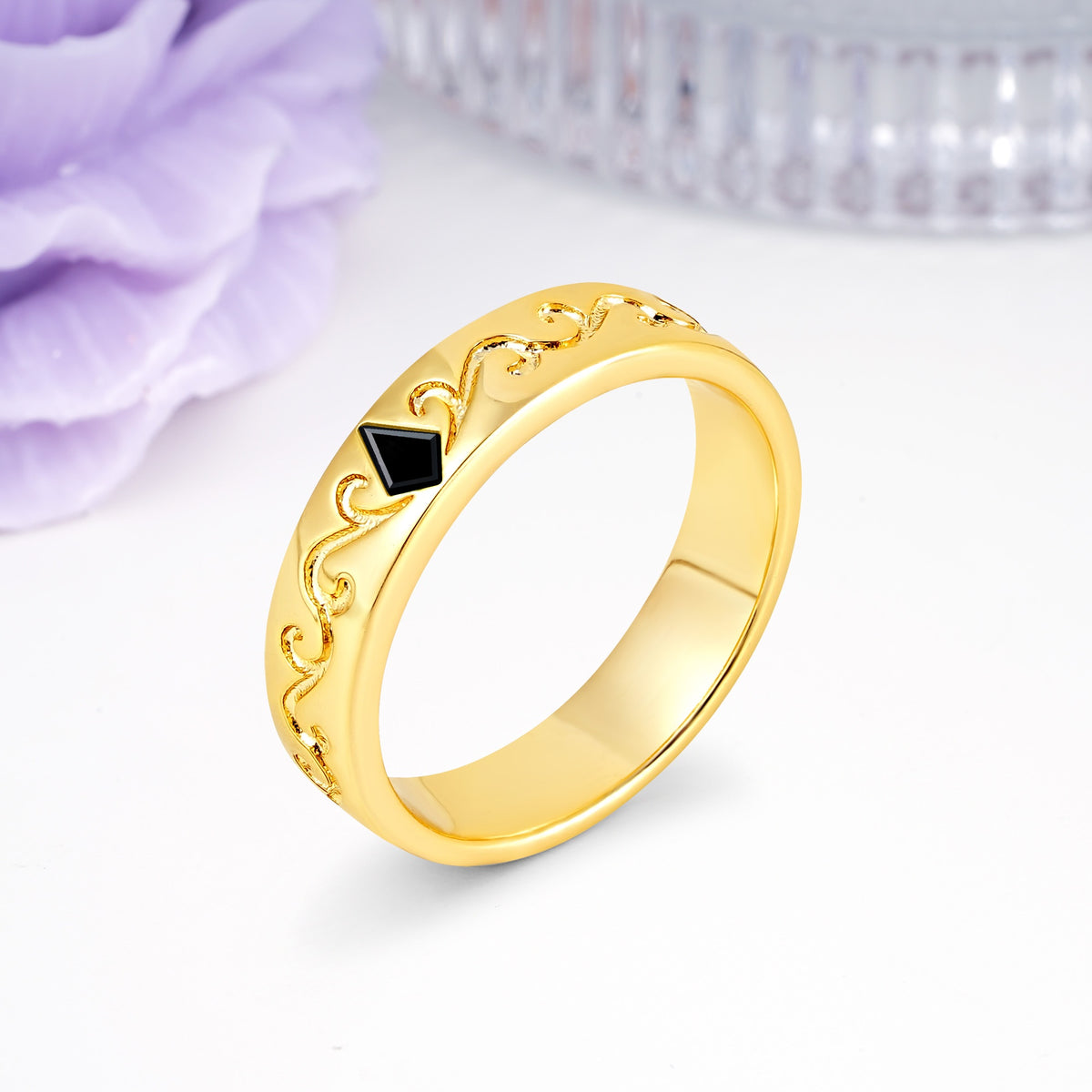 Whimsical Vintage Filigree Scroll Kite Cut Black Onyx Wedding Ring - Additional view