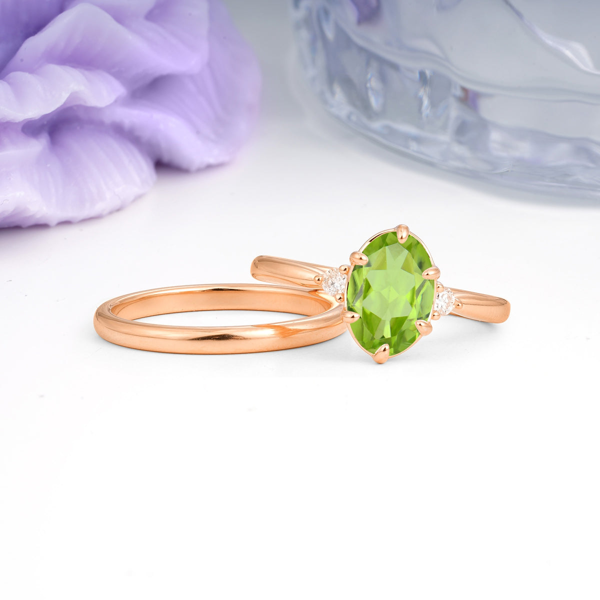 Clean Line Two Piece Oval Cut Main Stone Dual Side Accent Daily Wear Peridot Bridal Ring Set - Additional view