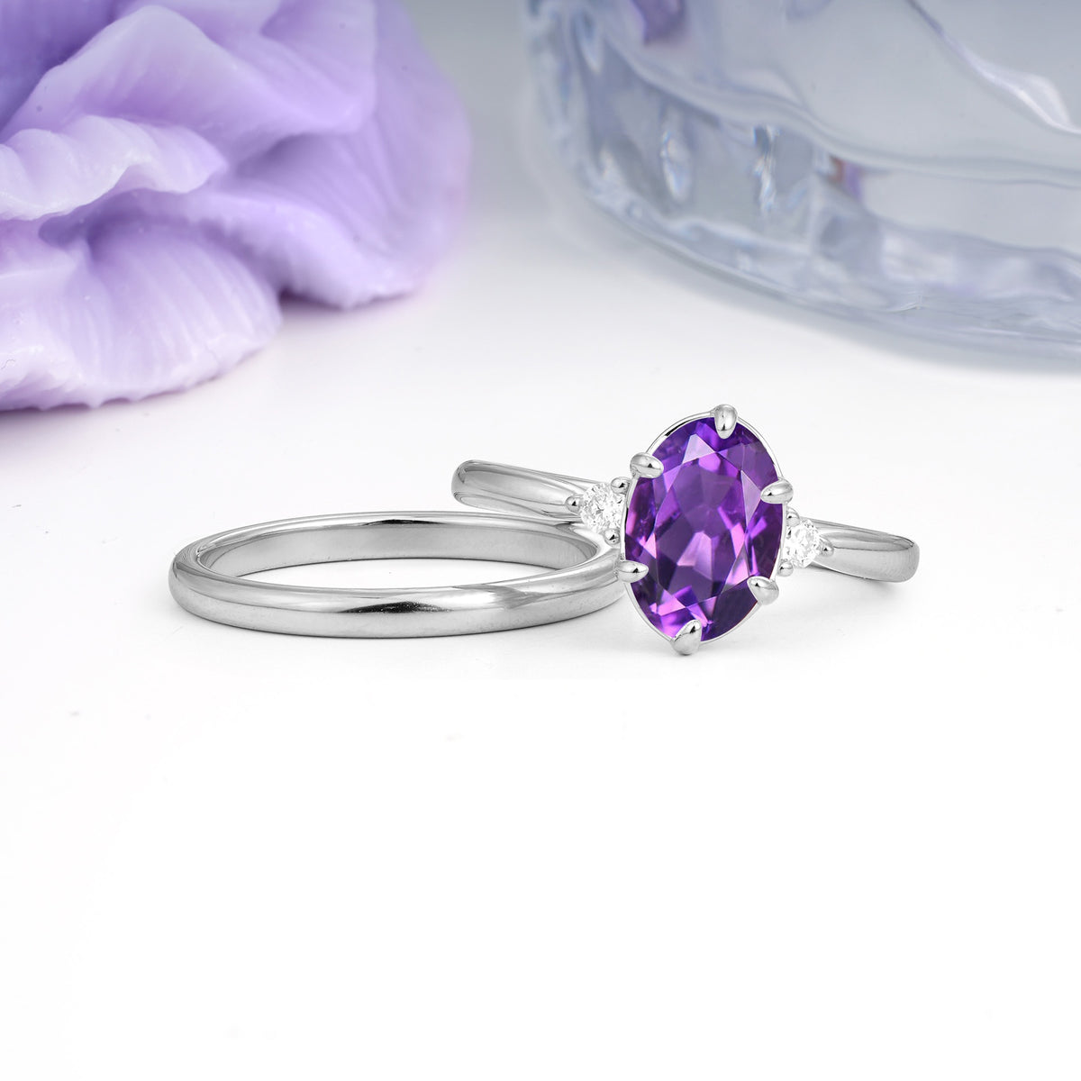 Clean Line Two Piece Oval Cut Main Stone Dual Side Accent Daily Wear Amethyst Bridal Ring Set - Additional view