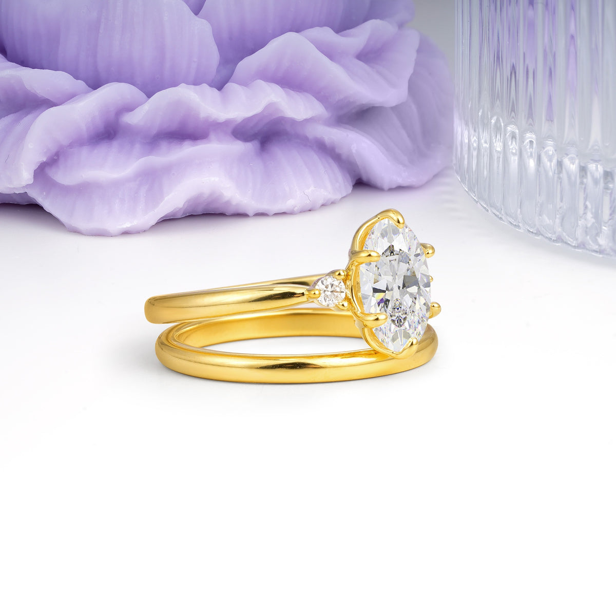 Clean Line Two Piece Oval Cut Main Stone Dual Side Accent Daily Wear Moissanite Bridal Ring Set - Additional view