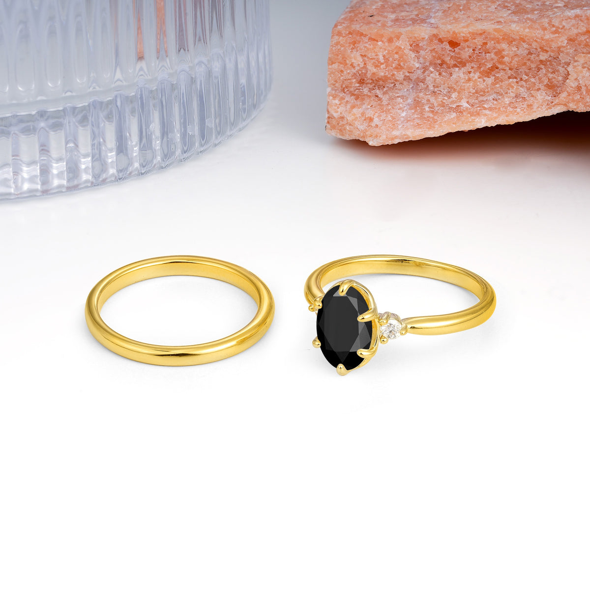 Clean Line Two Piece Oval Cut Main Stone Dual Side Accent Daily Wear Black Onyx Bridal Ring Set - Additional view