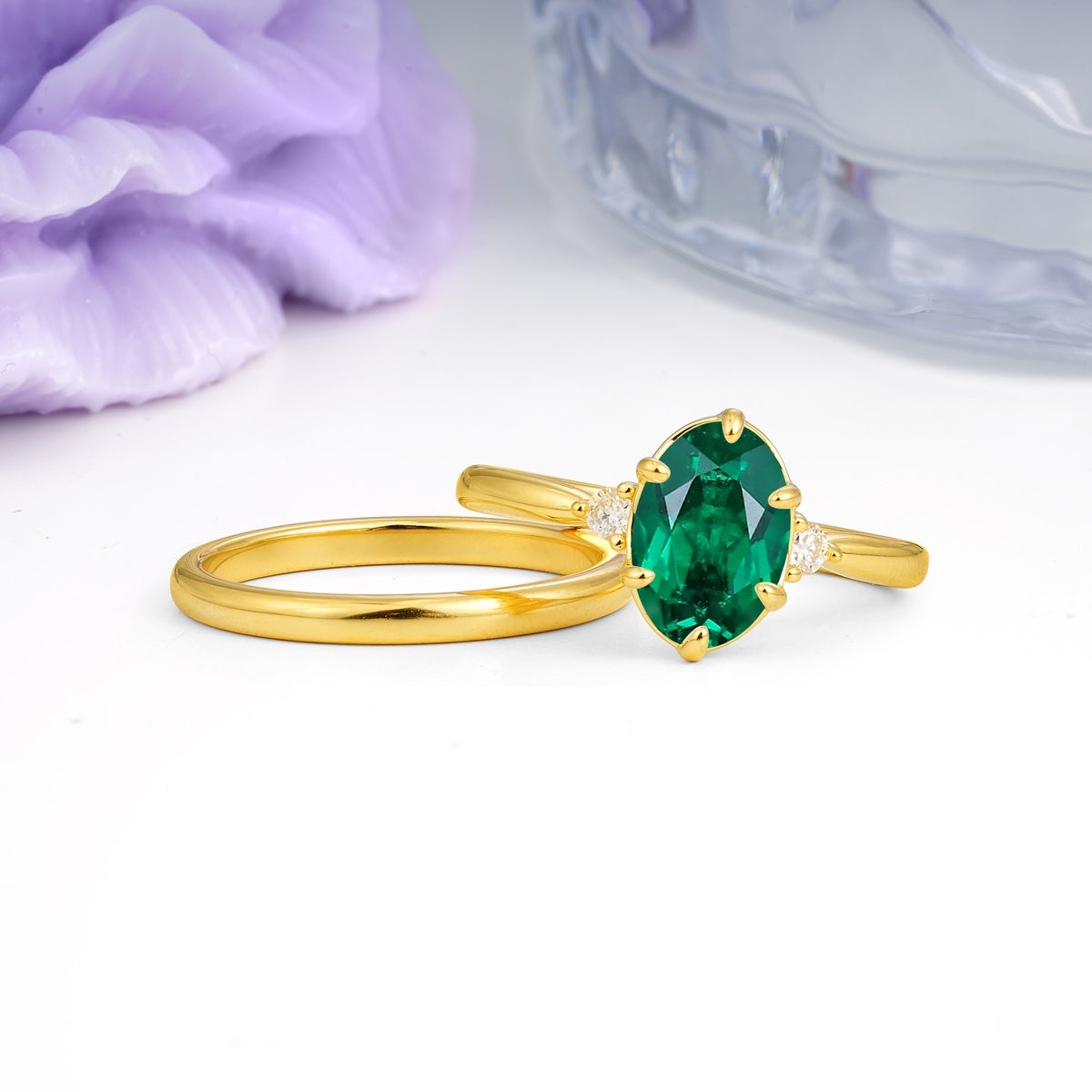 Clean Line Two Piece Oval Cut Main Stone Dual Side Accent Daily Wear Emerald Bridal Ring Set - Additional view