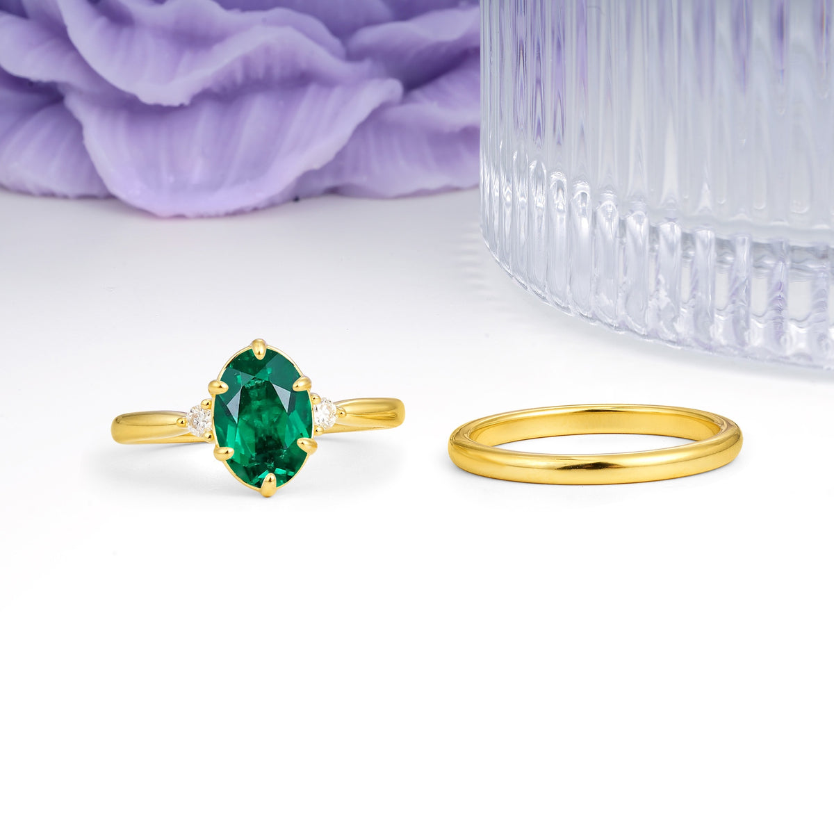 Clean Line Two Piece Oval Cut Main Stone Dual Side Accent Daily Wear Emerald Bridal Ring Set - Additional view