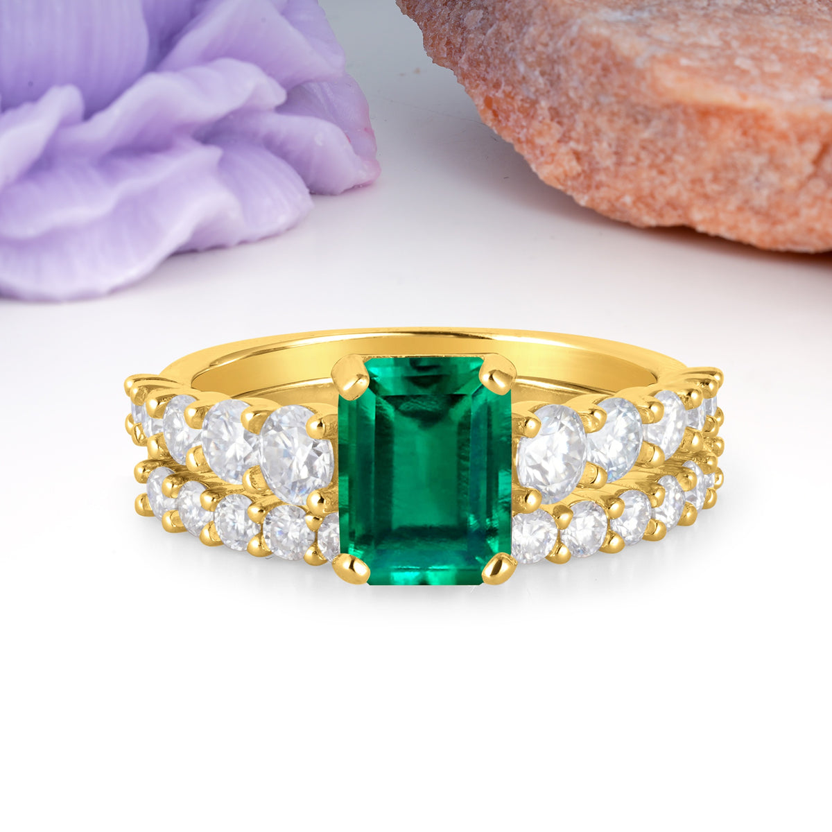 Grand Prong?Held Emerald Cut Emerald Bridal Ring Set - Additional view