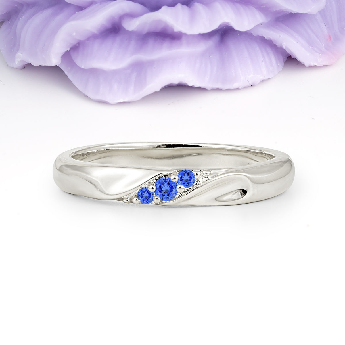 Distinctive Classic Round Cut Sapphire Three Stone Wedding Ring - Additional view