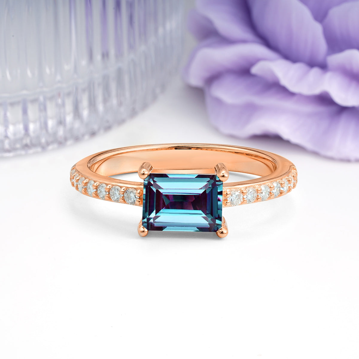 Distinctive And Luxurious 4-Prong Emerald Cut Alexandrite Engagement Rin - Additional view
