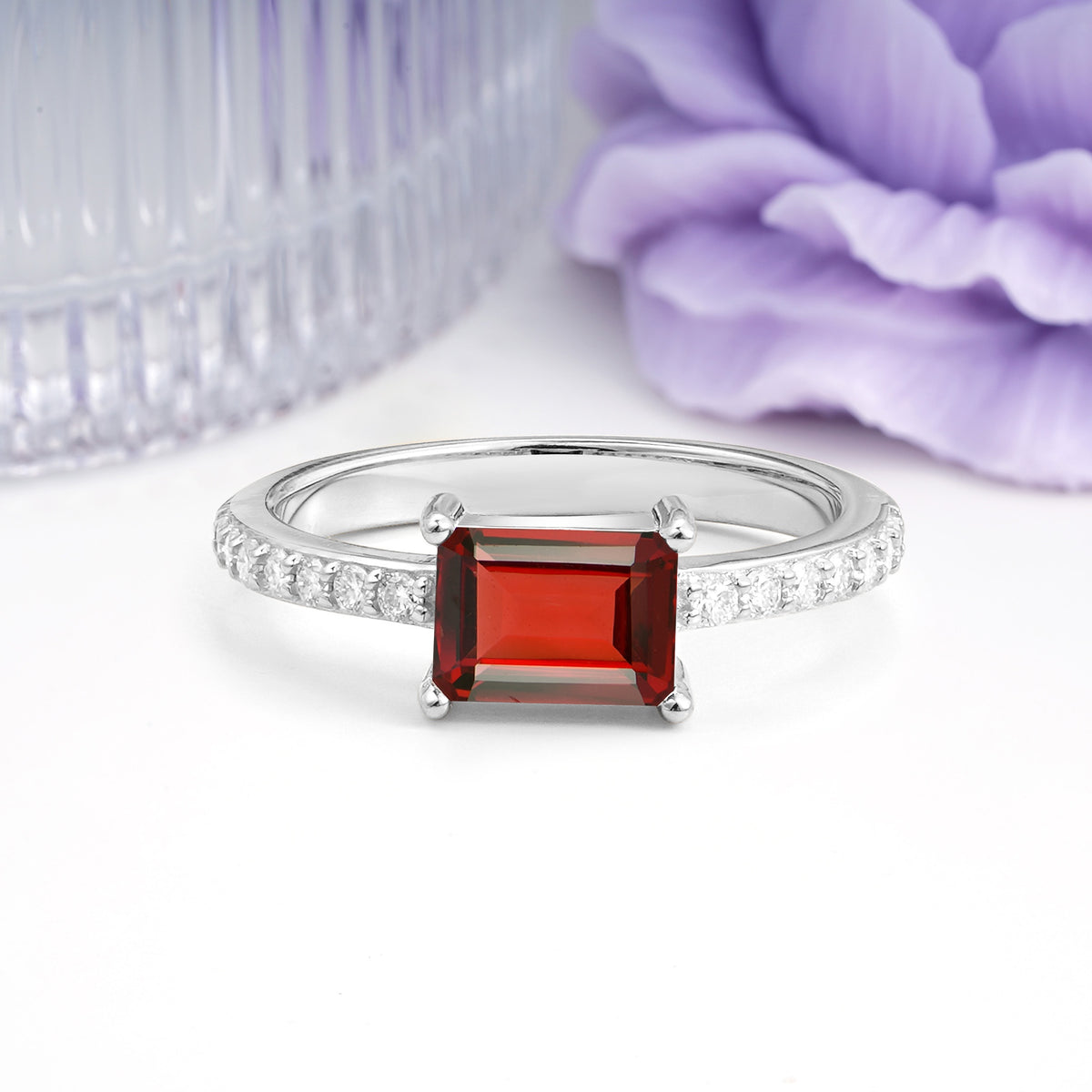 Distinctive And Luxurious 4-Prong Emerald Cut Garnet Engagement Rin - Additional view