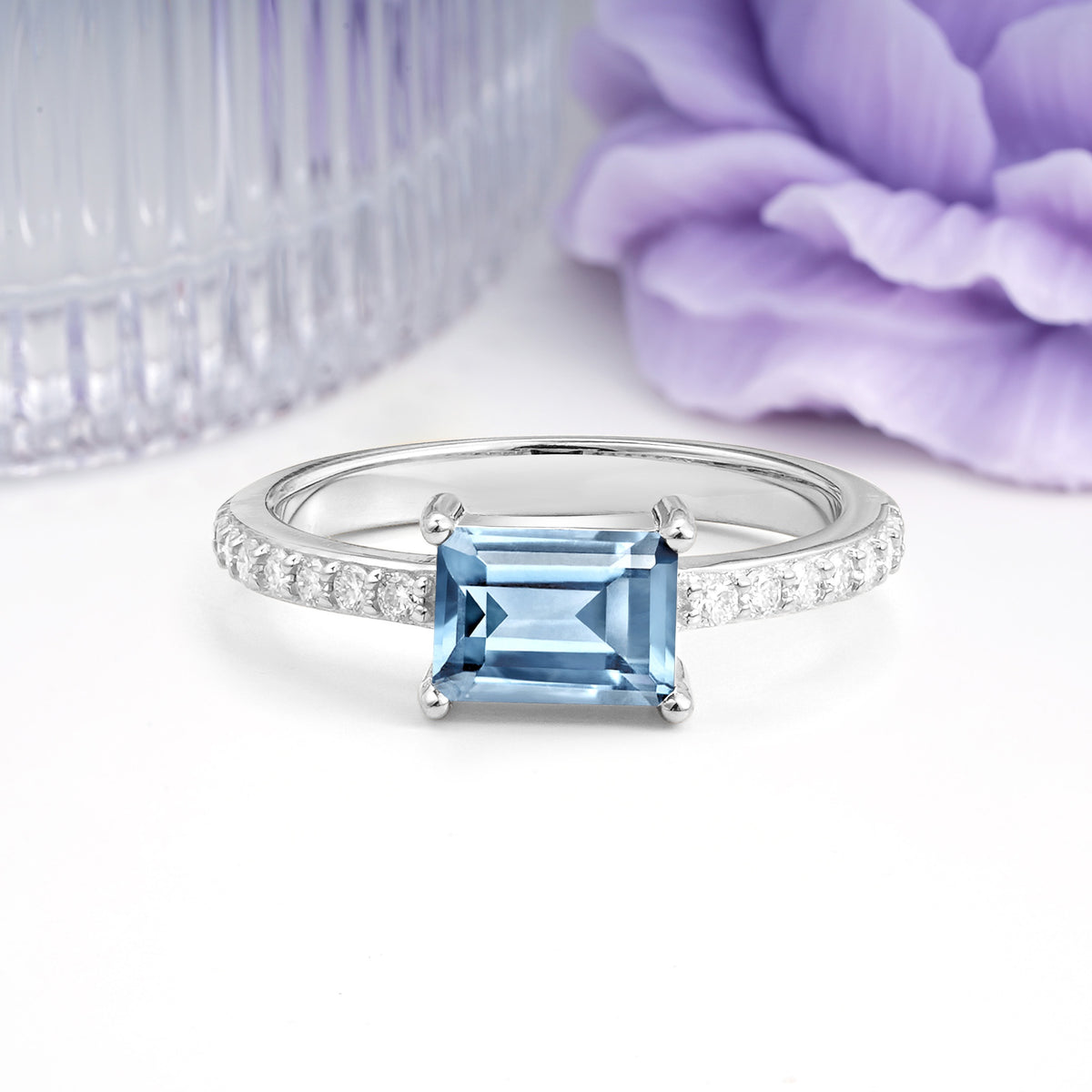 Distinctive And Luxurious 4-Prong Emerald Cut Aquamarine Engagement Rin - Additional view