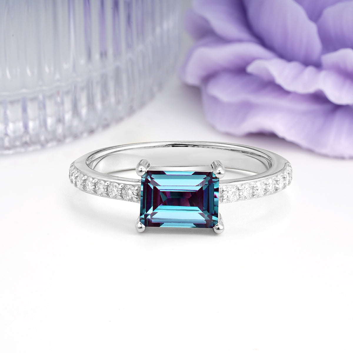 Distinctive And Luxurious 4-Prong Emerald Cut Alexandrite Engagement Rin - Additional view