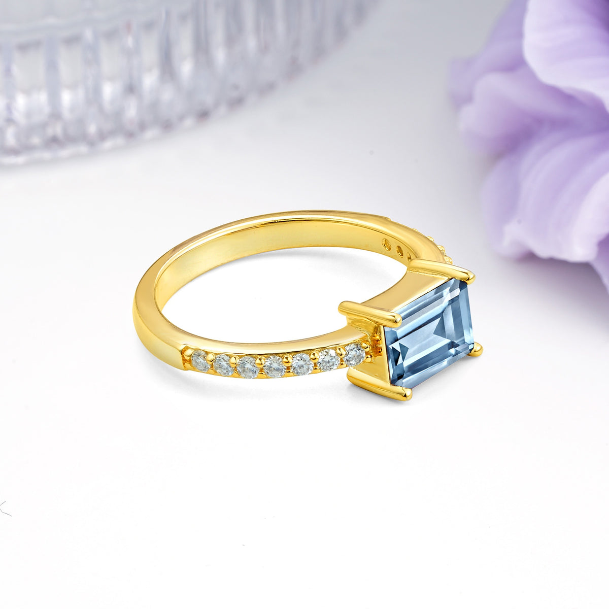 Distinctive And Luxurious 4-Prong Emerald Cut Aquamarine Engagement Rin - Additional view