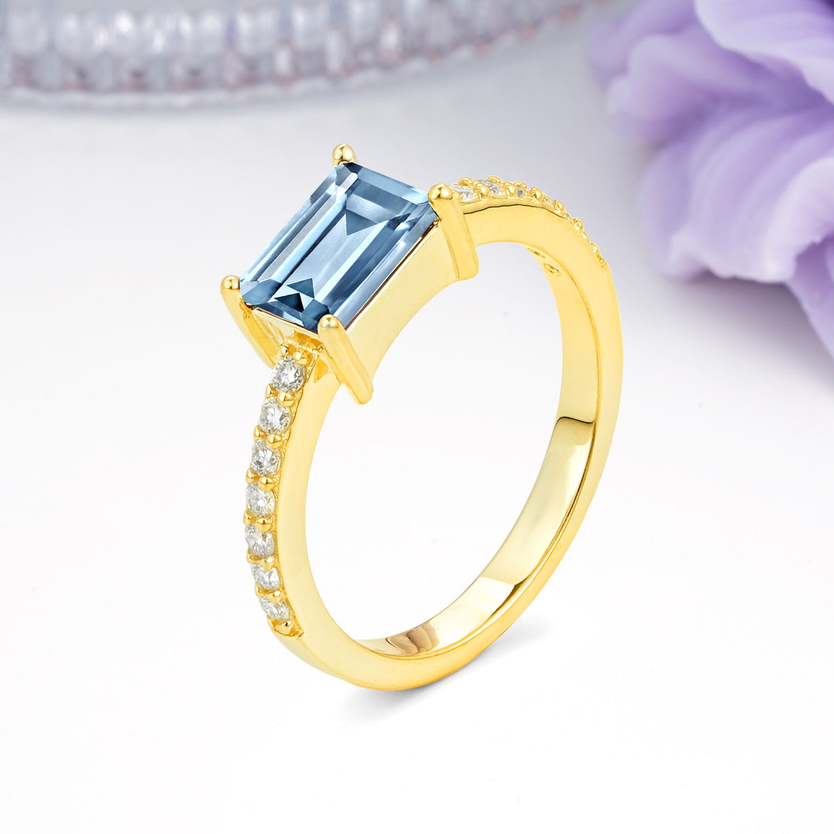 Distinctive And Luxurious 4-Prong Emerald Cut Aquamarine Engagement Rin - Additional view