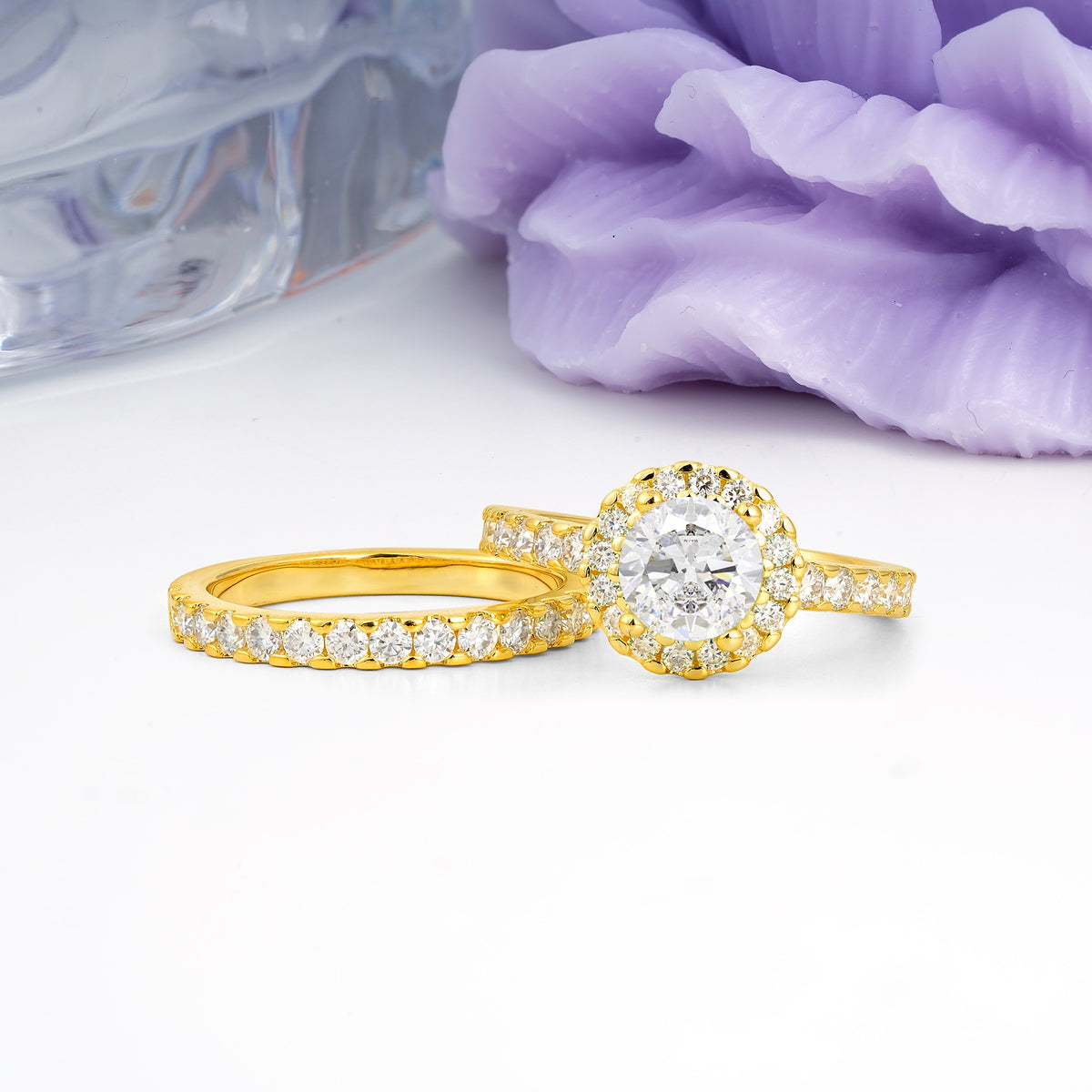 Classic, Luxurious 4-Prong Round Cut Moissanite Bridal Ring Set - Additional view