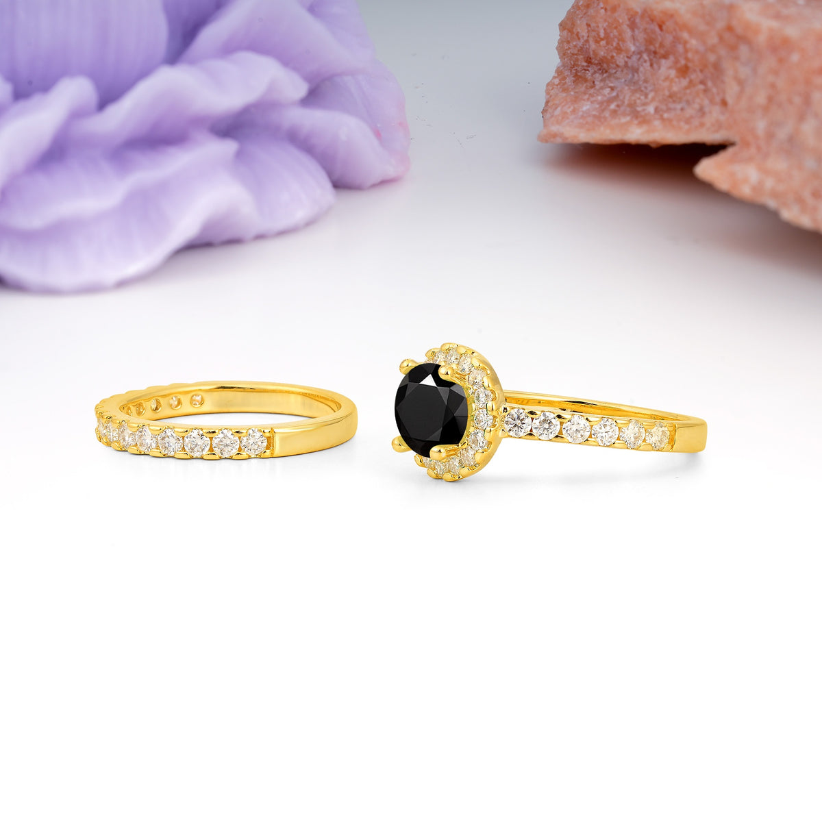 Classic, Luxurious 4-Prong Round Cut Black Onyx Bridal Ring Set - Additional view
