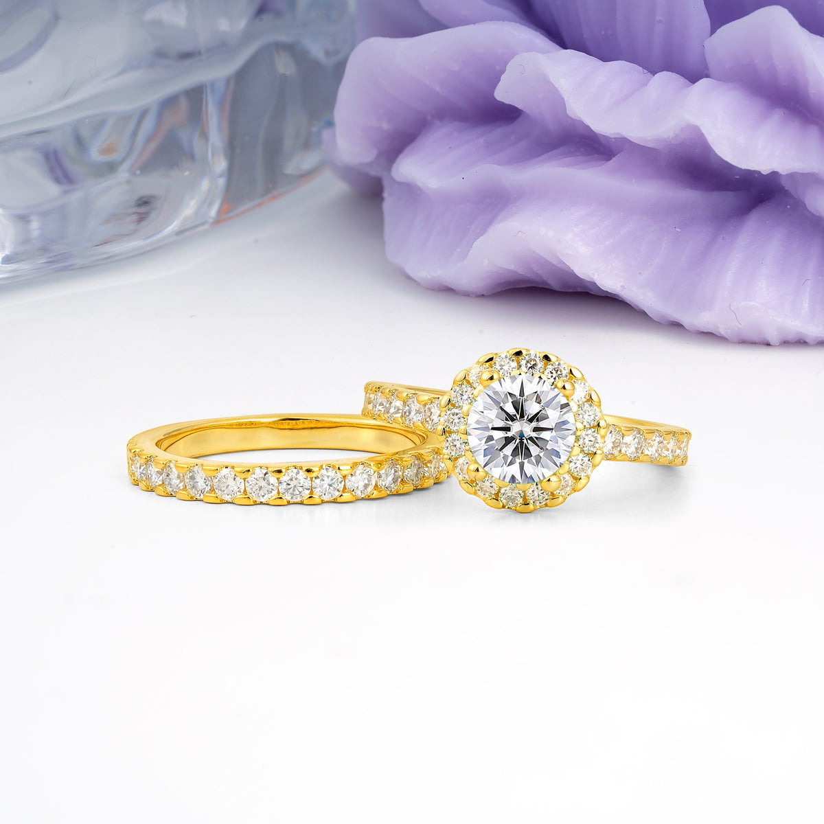 Classic, Luxurious 4-Prong Round Cut Lab Diamond Bridal Ring Set - Additional view