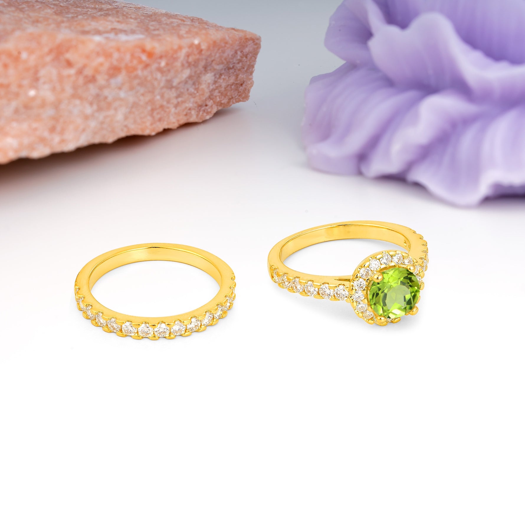 Classic, Luxurious 4-Prong Round Cut Peridot Bridal Ring Set - Additional view