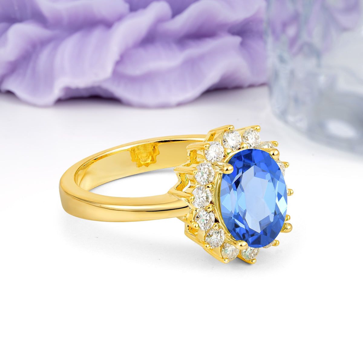 Luxury Classic 4-Prong Oval Cut Sapphire Engagement Ring - Additional view