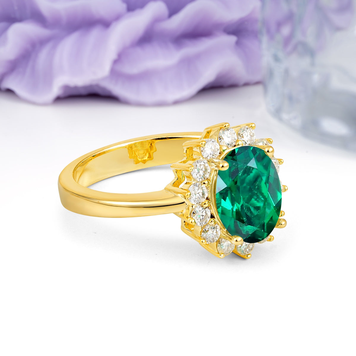 Luxury Classic 4-Prong Oval Cut Emerald Engagement Ring - Additional view