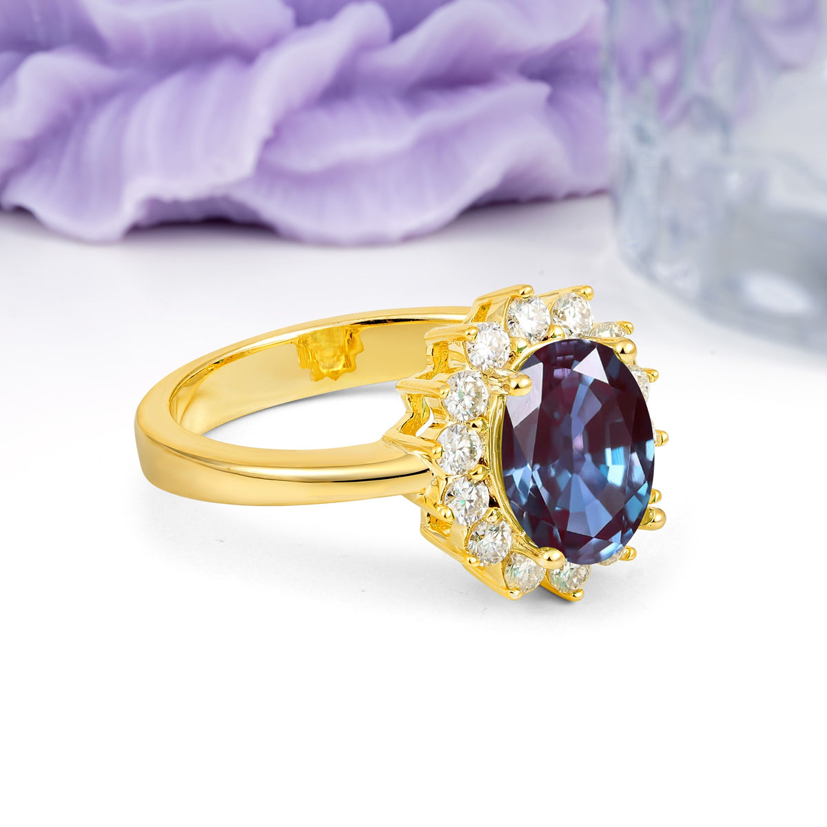 Luxury Classic 4-Prong Oval Cut Alexandrite Engagement Ring - Additional view