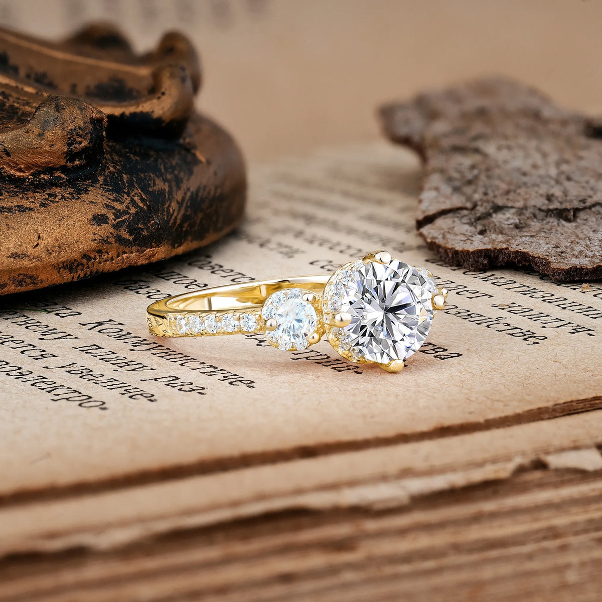 Luxurious and Dazzling 4 Prong Round Cut Lab Diamond Engagement Ring