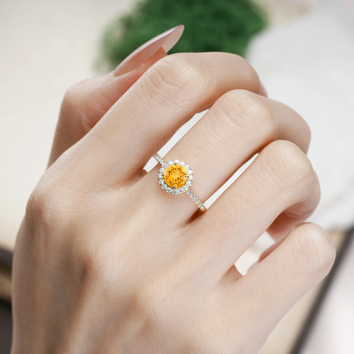 Round Cut Citrine Luxurious Vintage 4 Prong Engagement Ring