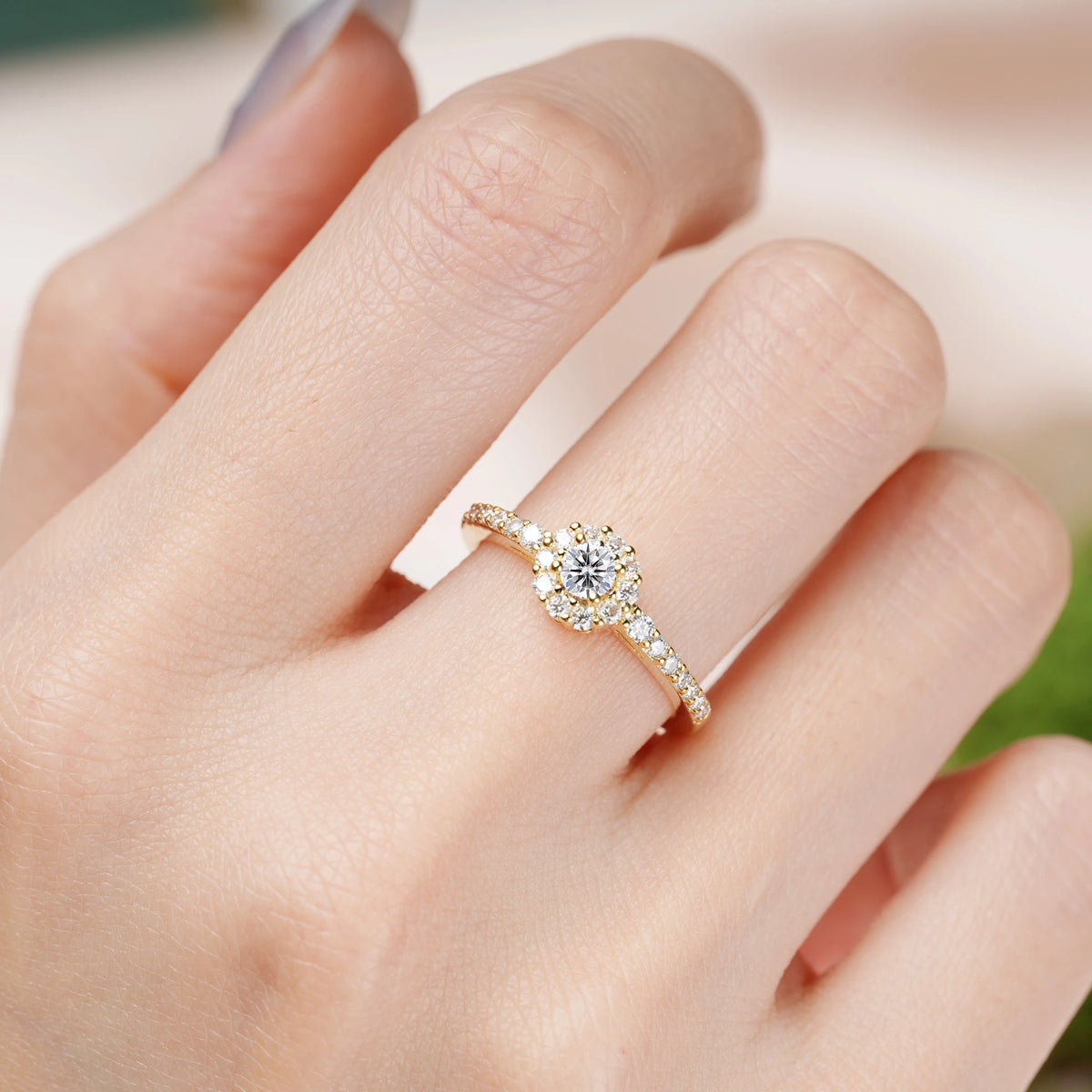 Round Cut Lab Diamond Classic Luxury 4-Prong Promise Ring
