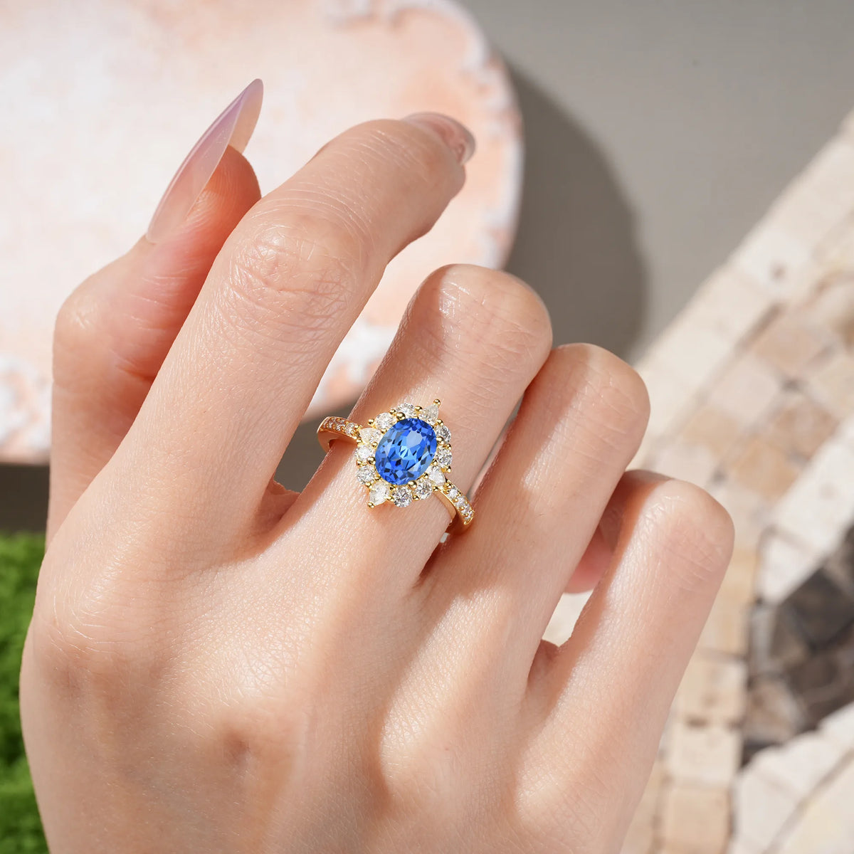 Oval Cut Sapphire Classic Pavé-Set, Luxurious 4-Prong Engagement Ring