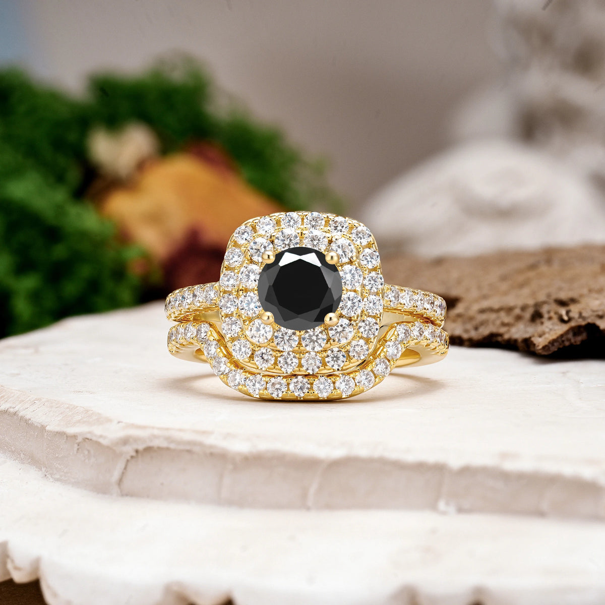 Round Cut Black Onyx Classic Pavé-Set, Luxurious 4-Prong Bridal Ring Set