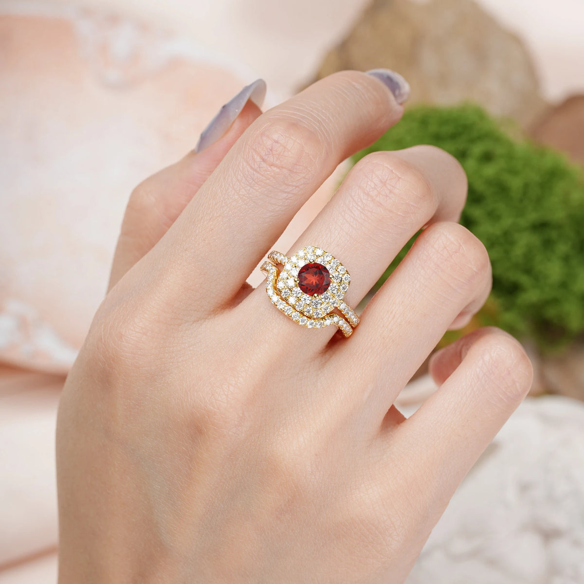 Round Cut Garnet Classic Pavé-Set, Luxurious 4-Prong Bridal Ring Set