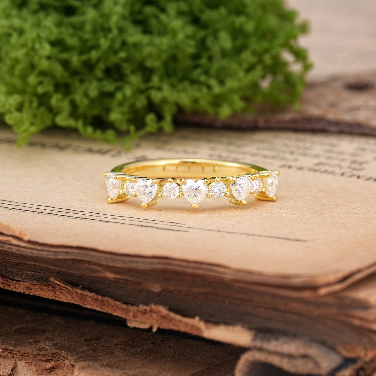 Heart Cut Moissanite Unique Luxury 4 Prong Wedding Ring