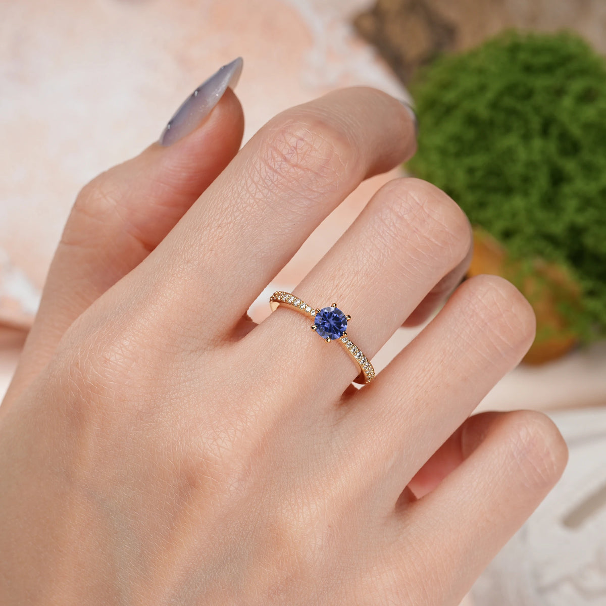 Round Cut Tanzanite Minimalist Pavé-Set, Luxurious 6-Prong Engagement Ring