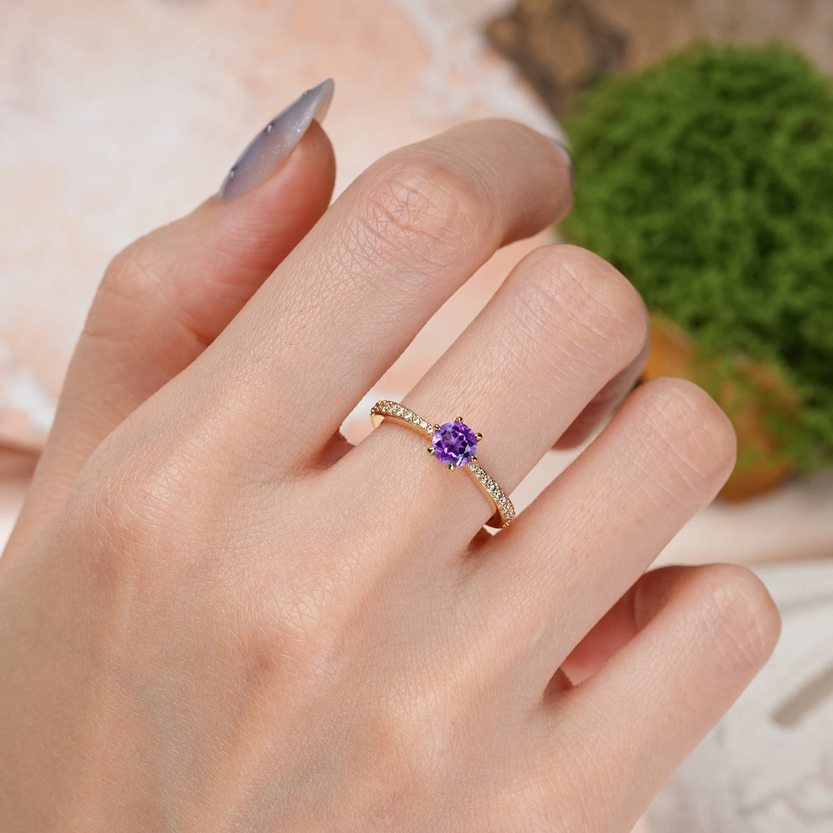 Round Cut Amethyst Minimalist Pavé-Set, Luxurious 6-Prong Engagement Ring