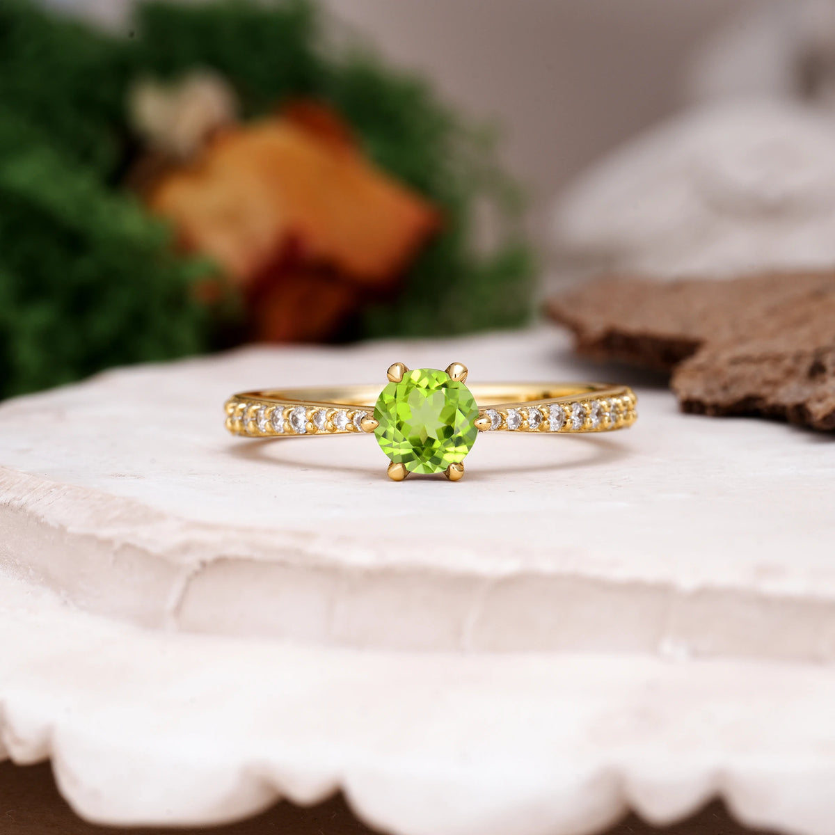 Round Cut Peridot Minimalist Pavé-Set, Luxurious 6-Prong Engagement Ring