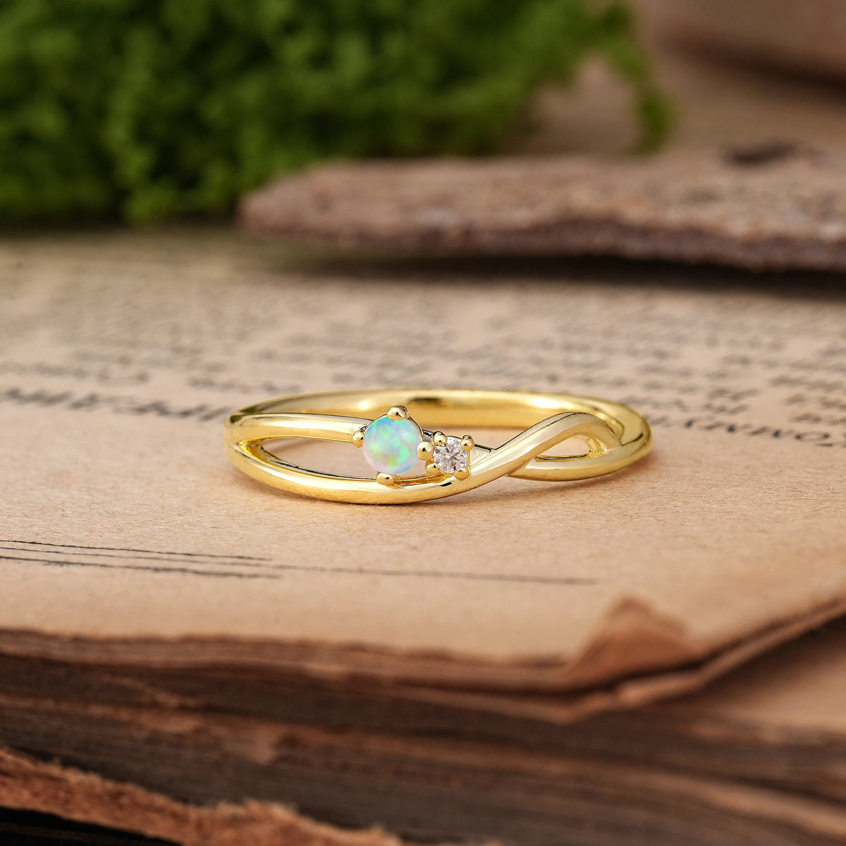 Round Cut Fire Opal Classic Minimalist Twisted 4 Prong Promise Ring