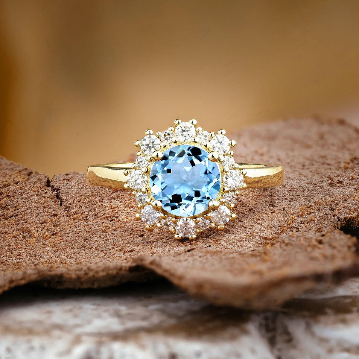 Unique Pavé-Set, Luxurious 4-Prong Round-Cut Aquamarine Engagement Ring