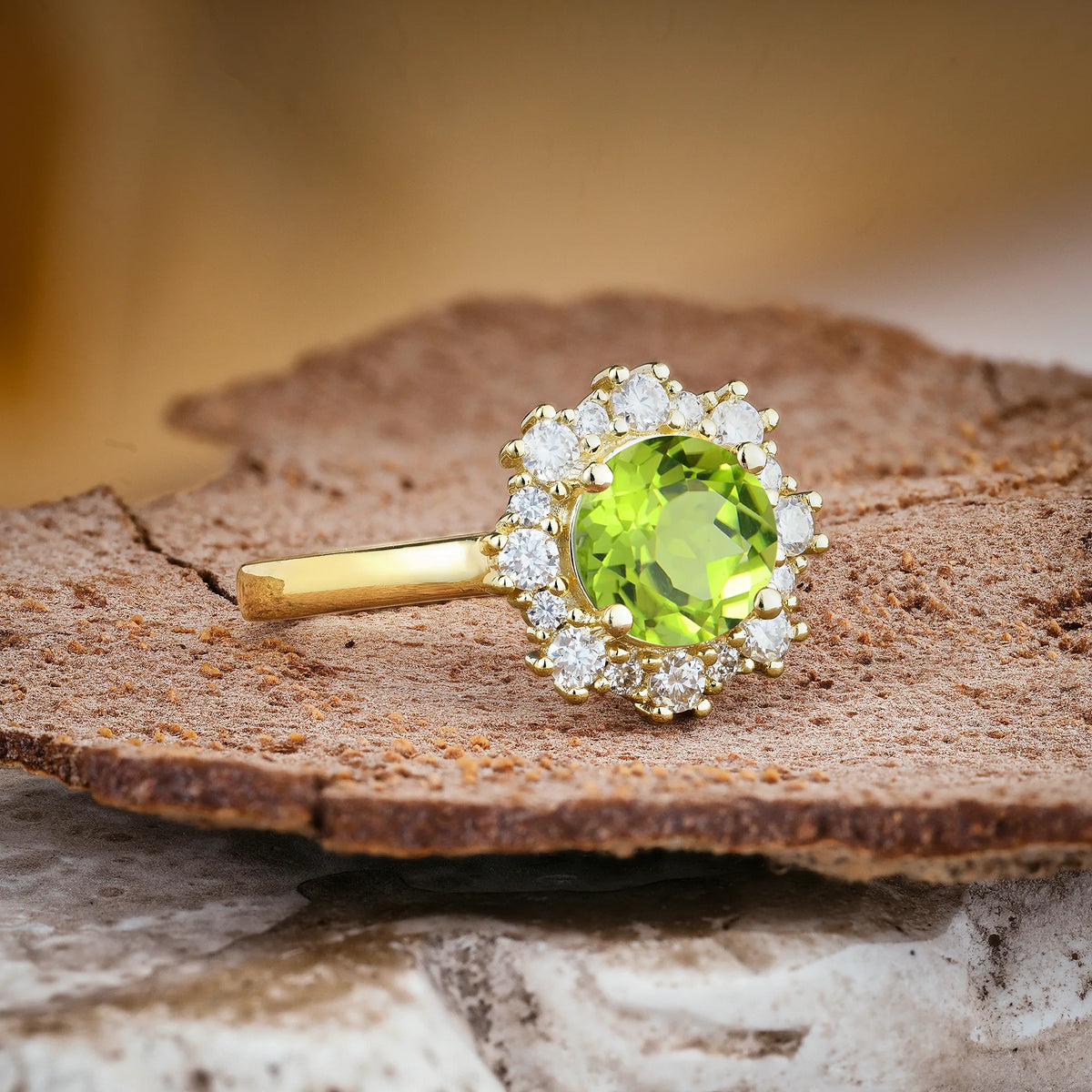 Unique Pavé-Set, Luxurious 4-Prong Round-Cut Peridot Engagement Ring