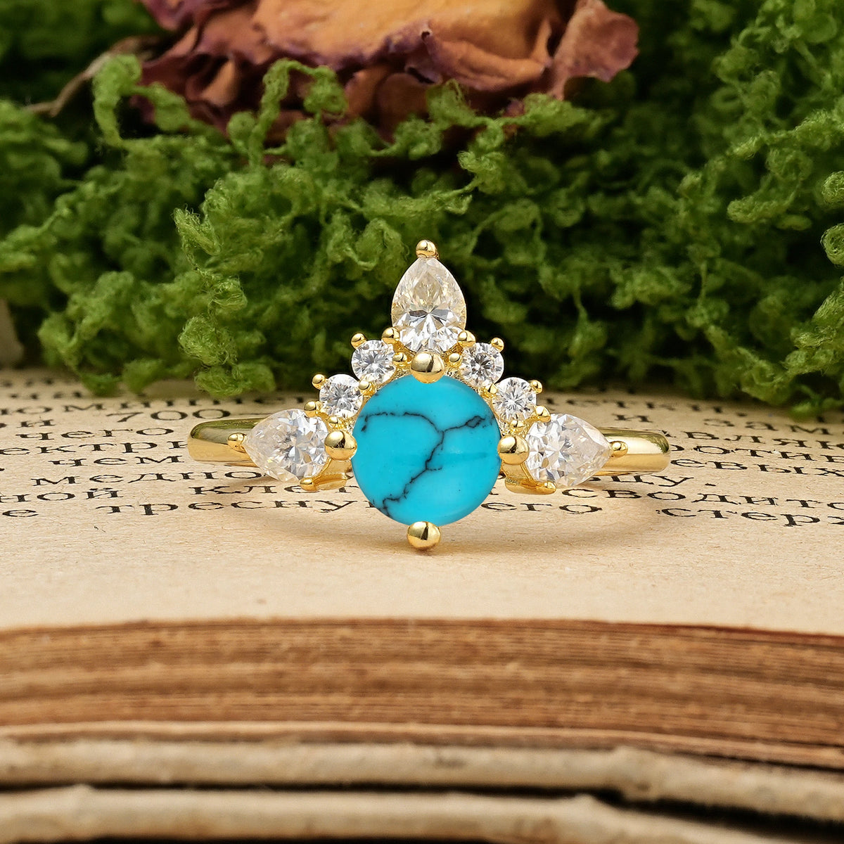 Round-Cut Turquoise Classic Luxury Crown 4-Prong Engagement Ring